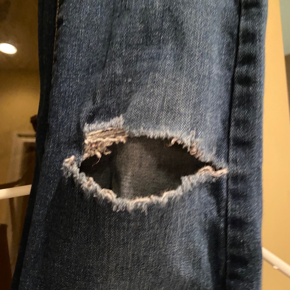 Blue Ripped Jeans - Picture 4 of 5